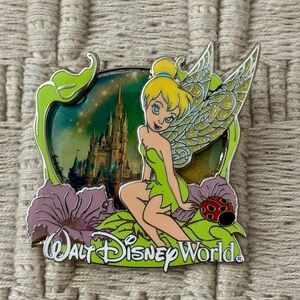 DISNEY 2009 Walt Disney World Tinker Bell & Cinderella Castle Ladybug Floral Pin